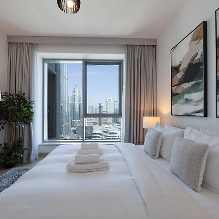 Signature Burj Khalifa View Residence Дубай Экстерьер фото