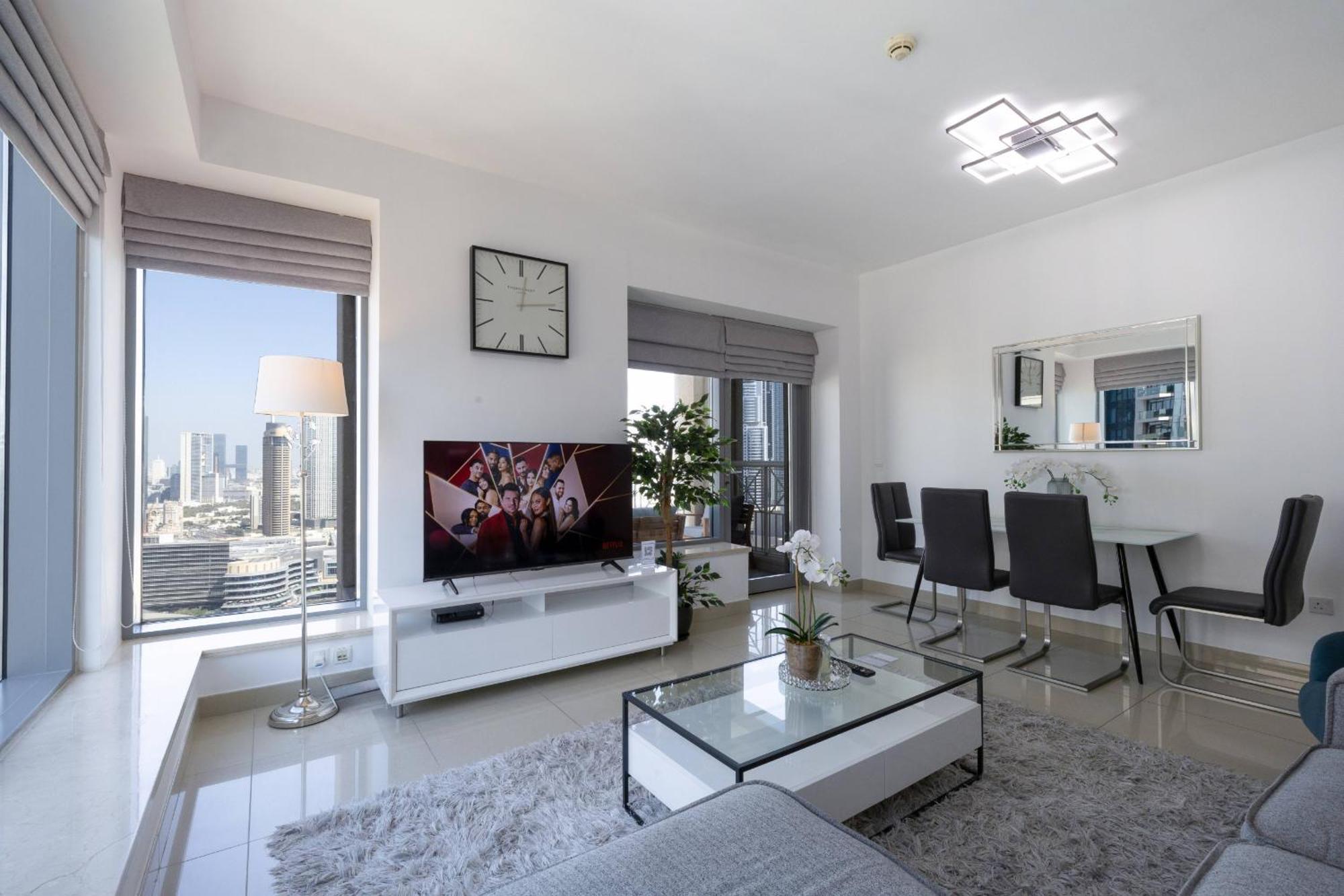 Signature Burj Khalifa View Residence Дубай Экстерьер фото